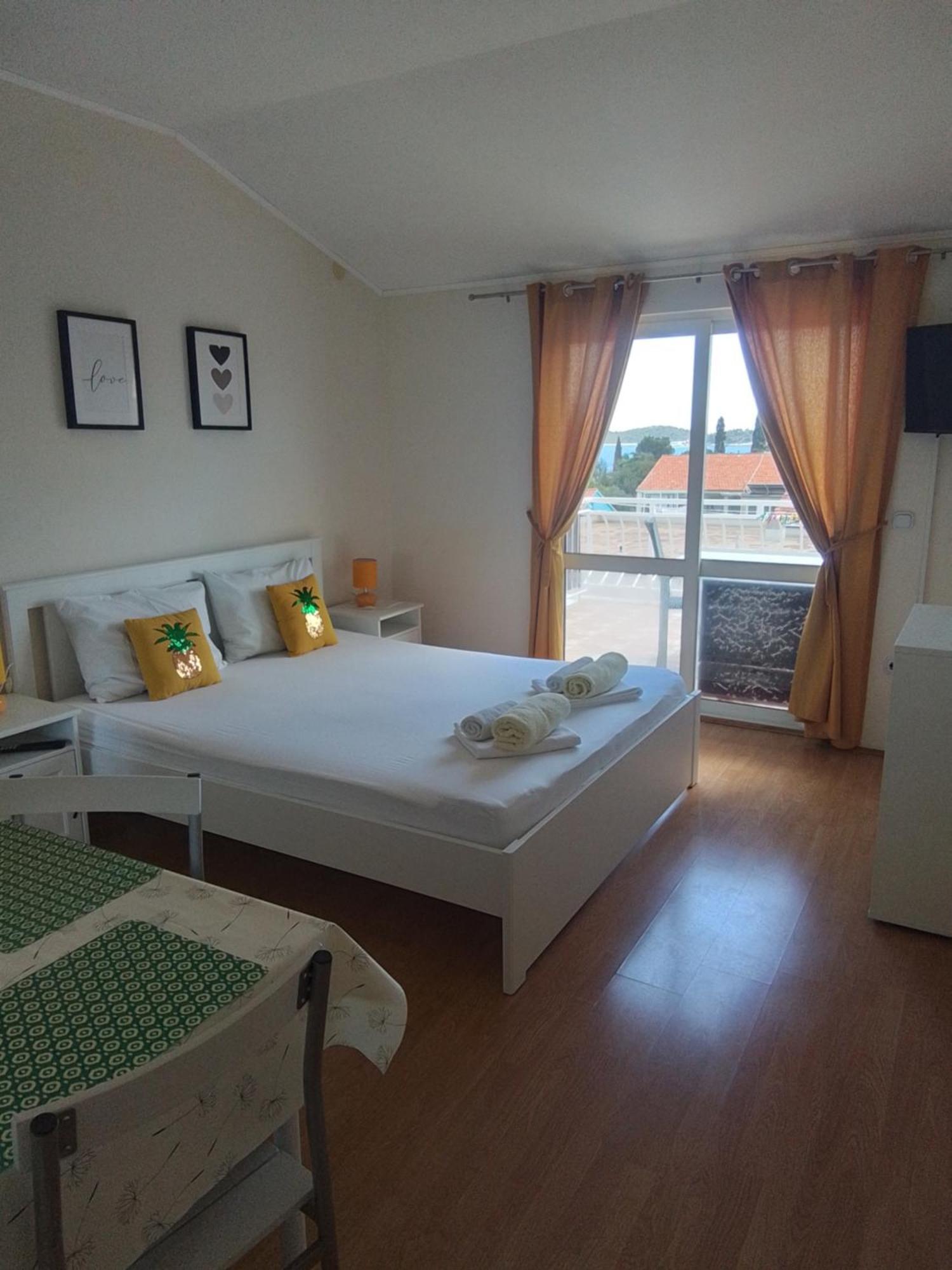 Apartmani Fani 2 Min Walking From Sea أوروبيتش المظهر الخارجي الصورة