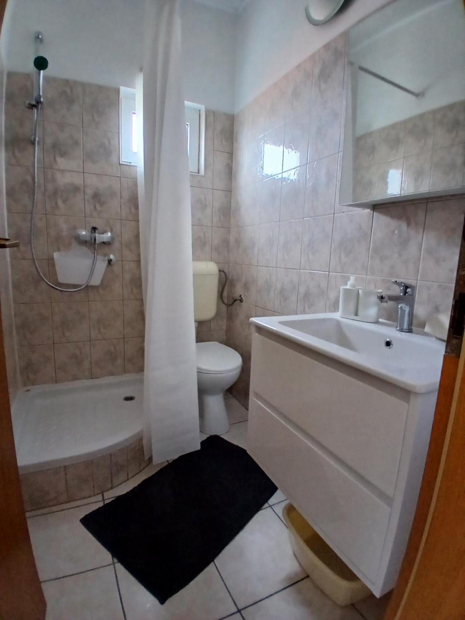 Apartmani Fani 2 Min Walking From Sea أوروبيتش المظهر الخارجي الصورة